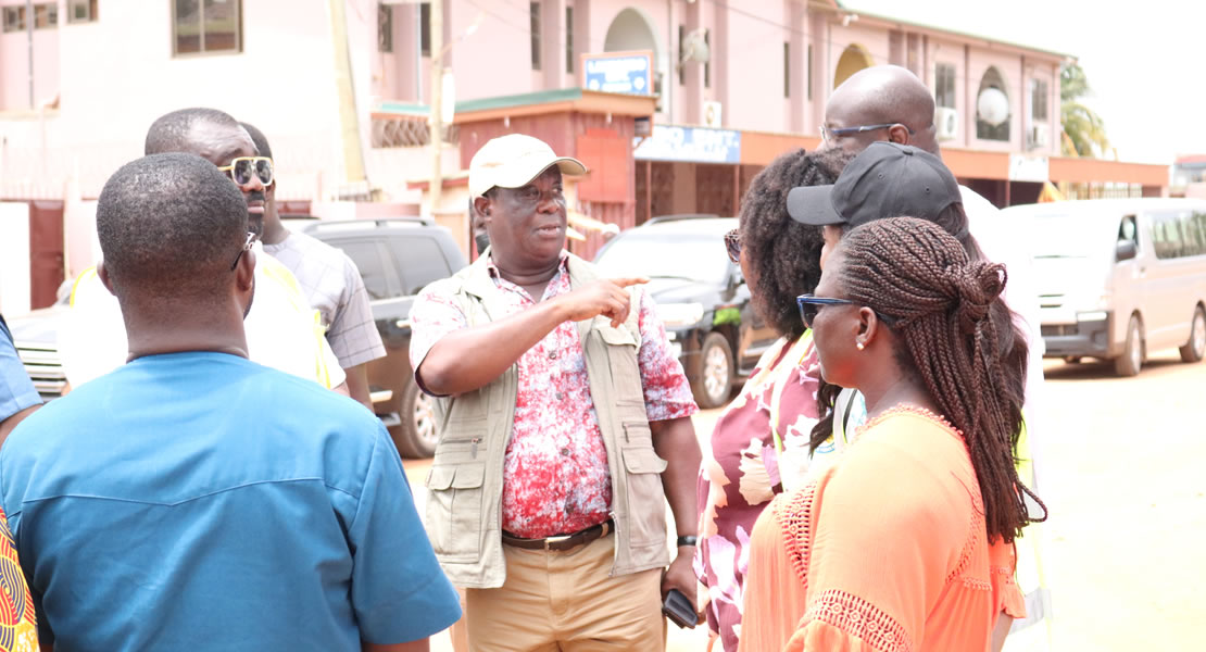 Roads & Highways Minister inspects Weija-Gbawe and Anyaa Sowutuom roads